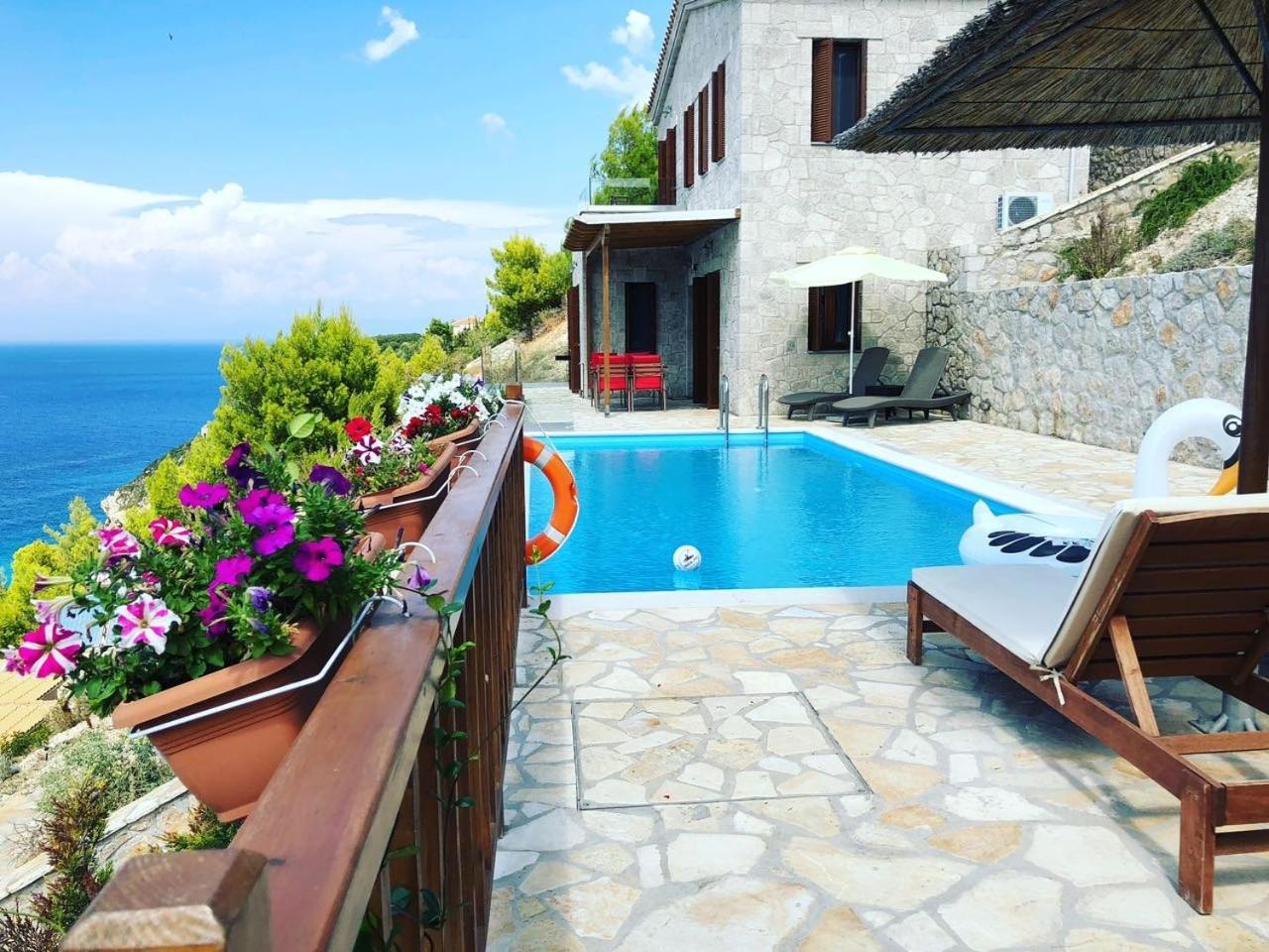 Milos Paradise Luxury Villas Áyios Nikítas Kültér fotó